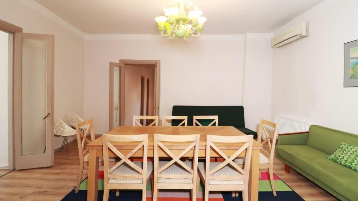 Wehost Near Fabrika * Tbilisi