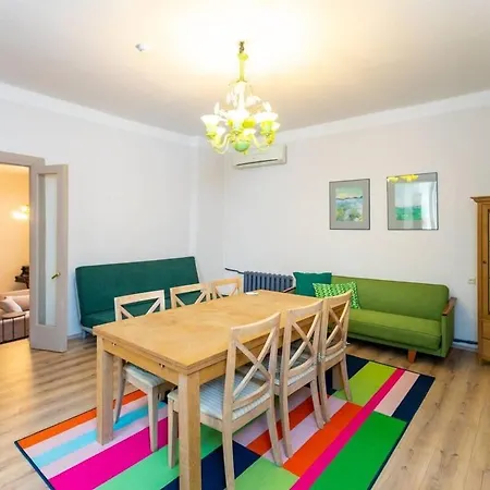 Wehost Apartment Near Fabrika Tbilisi Exterior photo