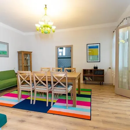Wehost Apartment Near Fabrika Tbilisi Exterior photo