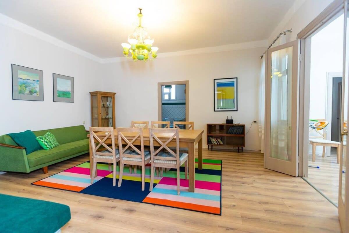 Wehost Near Fabrika Апартаменты Тбилиси
